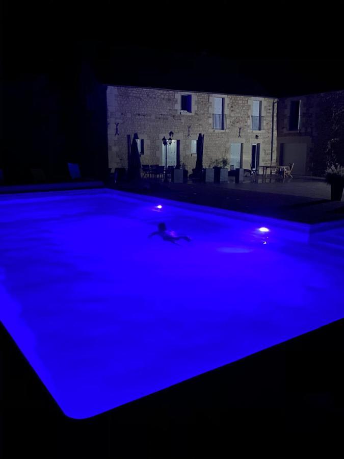 Loveyou Villalunoterie Futuroscope Piscine Spa 4Pers Oyre Eksteriør bilde